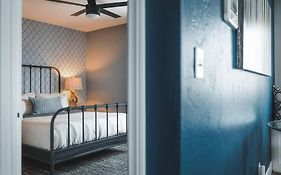 Porchlight Home Central San Diego Free Parking